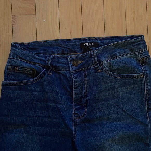 Curve appeal blue denim jeans size 4 women’s. - Picture 4 of 4
